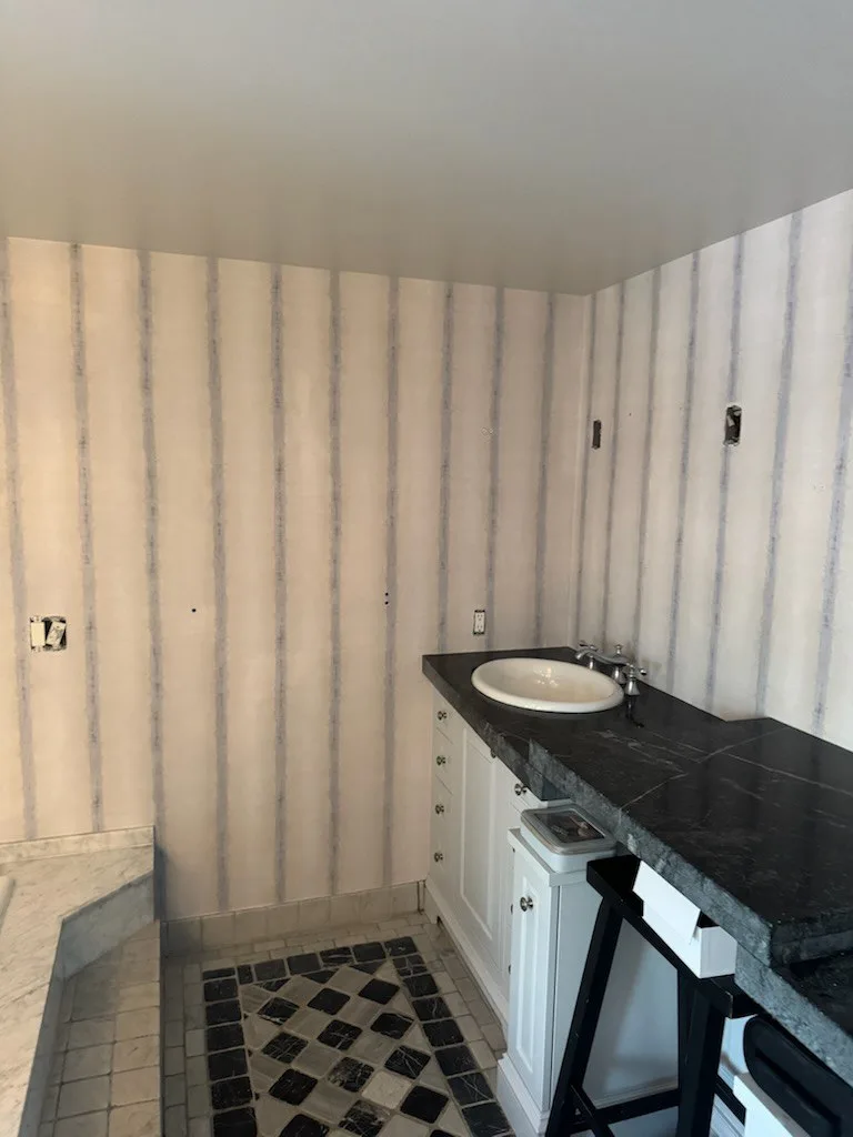 Wall covering Gresham