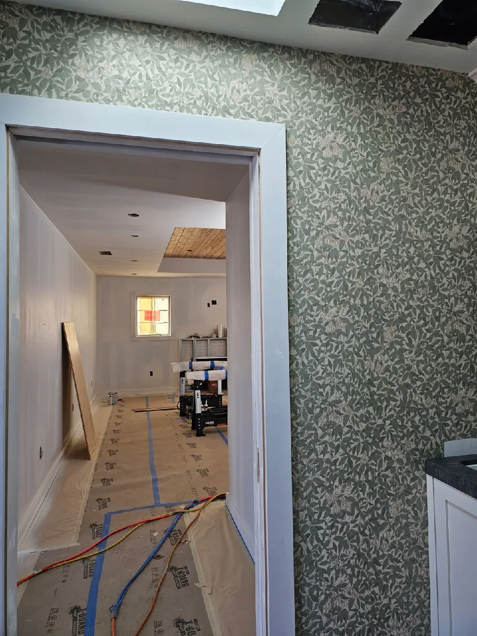 Residential Wallpaper Installation in Chicago