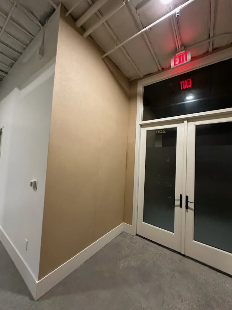 Wallpaper removal service Chicago